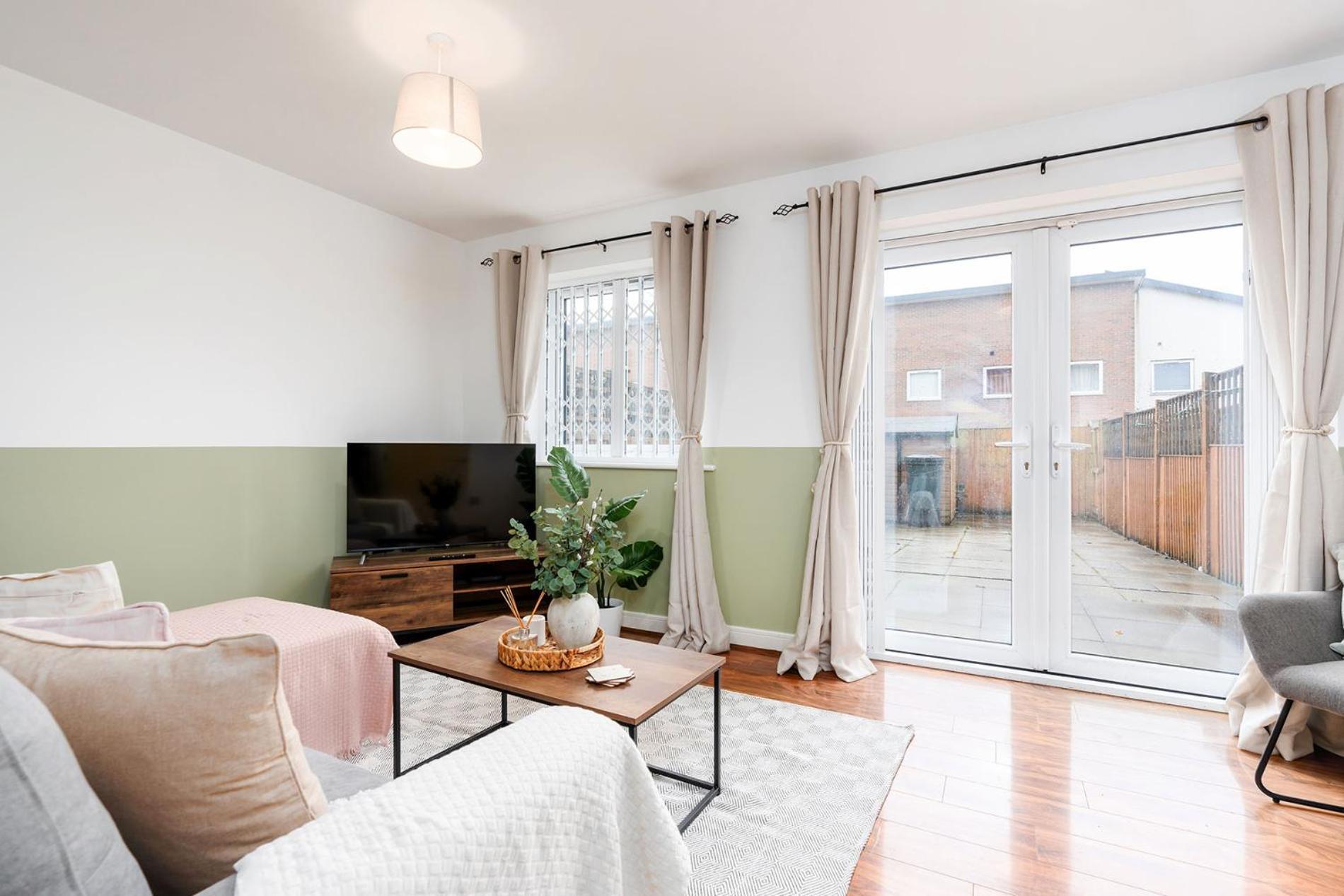 6 Guests - 3 Bedrooms - Free Wi-Fi - Manchester Eksteriør billede