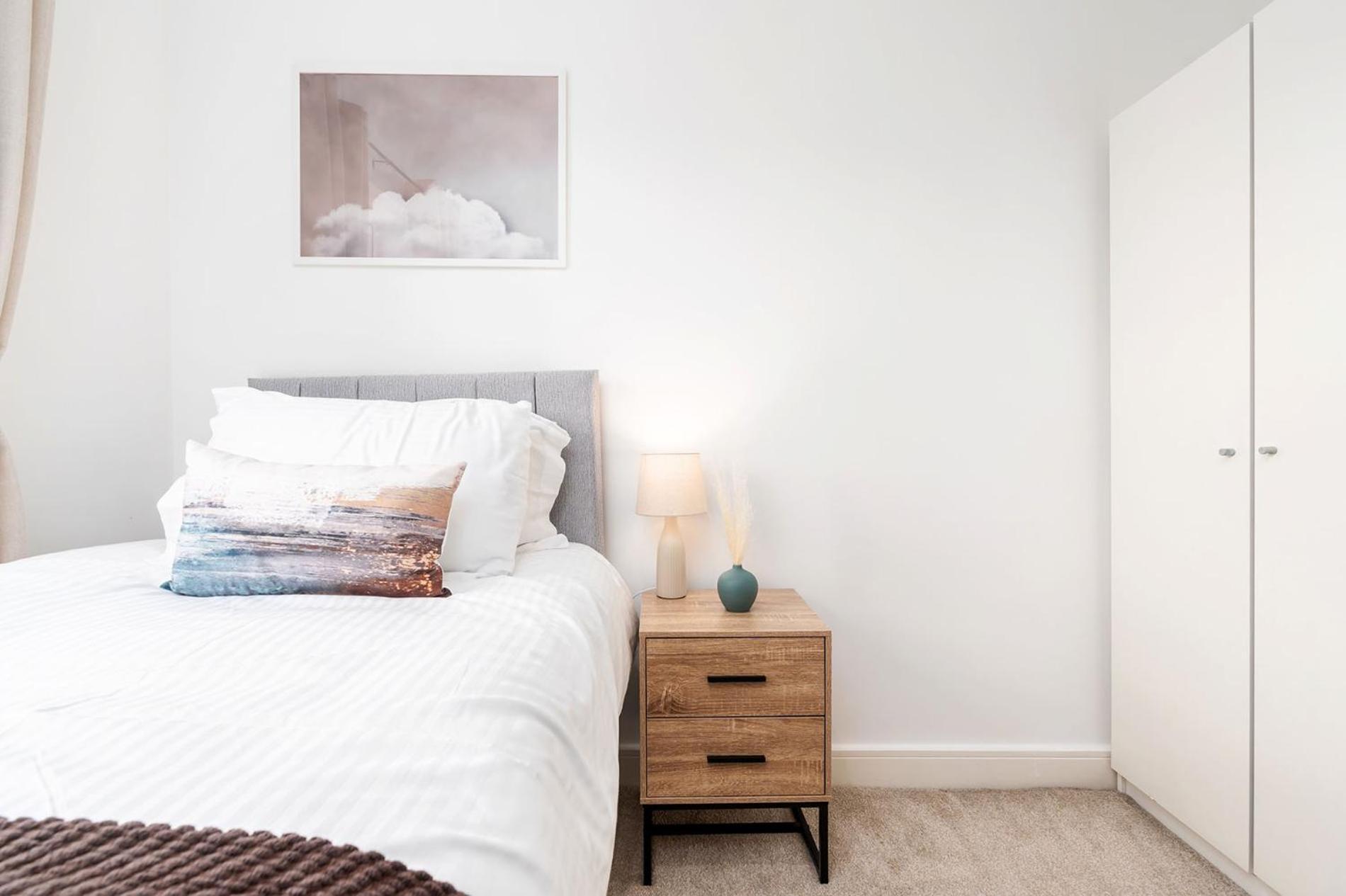 6 Guests - 3 Bedrooms - Free Wi-Fi - Manchester Eksteriør billede